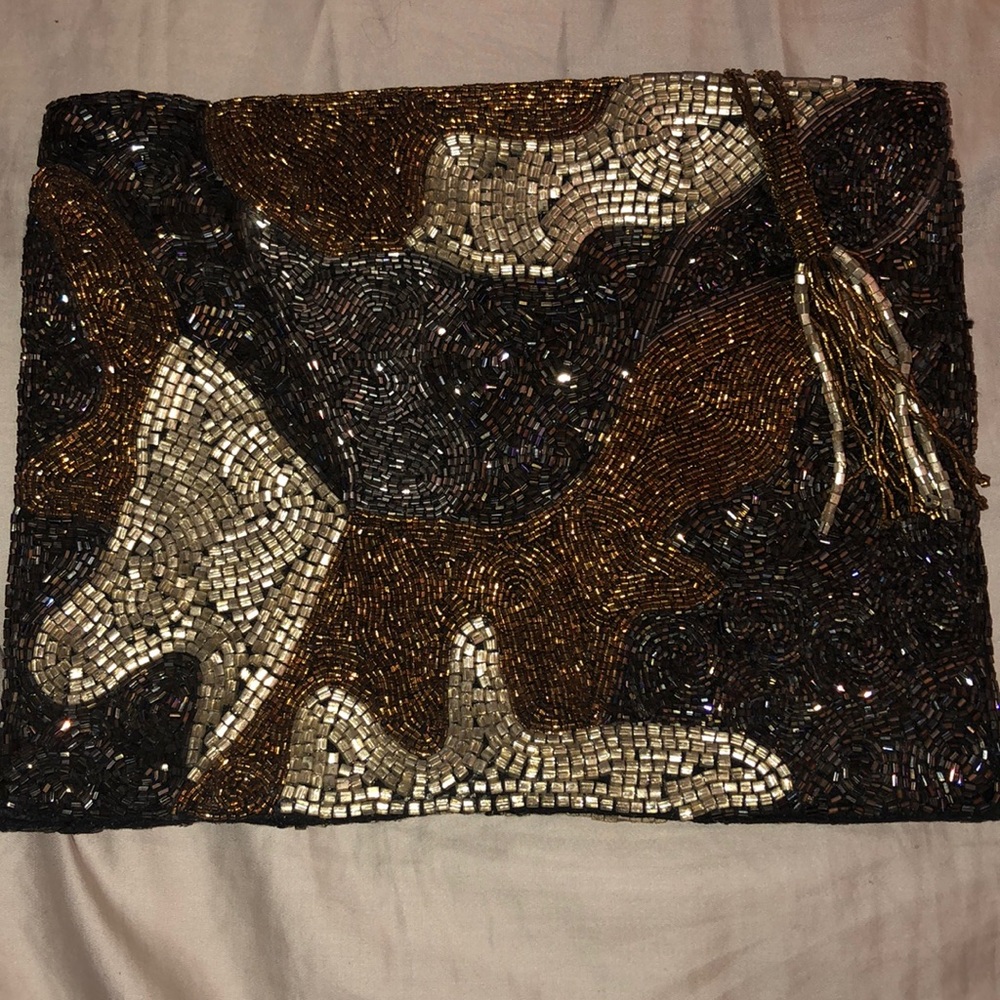 Beaded full zip pouch/clutch